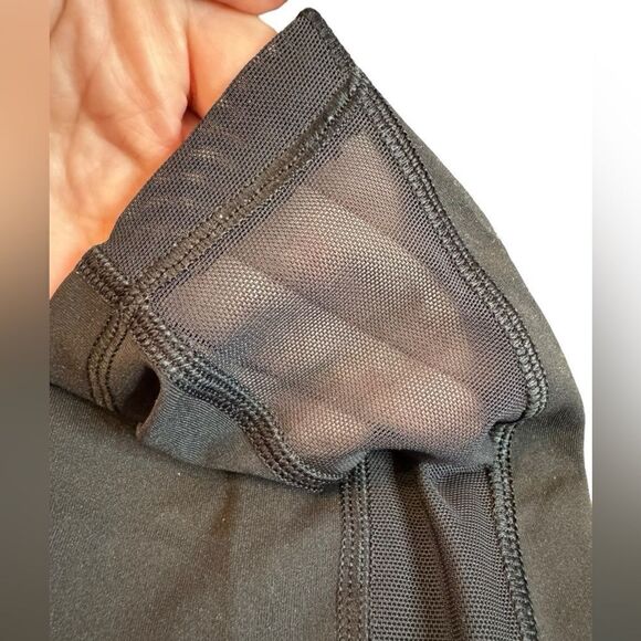 Lululemon Invigorated Mesh Insert Tights (8) - Picture 4 of 8